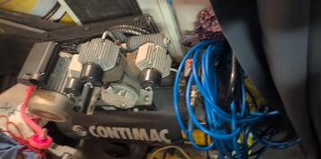 Groote compressor  beschikbaar voor biedingen