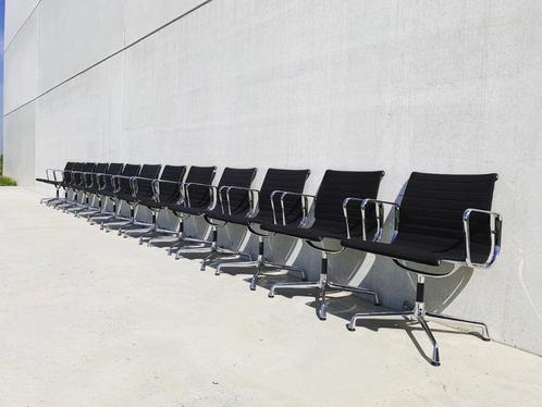 Vitra Eames  EA108 chroom stoelen, groot aantal, Huis en Inrichting, Bureaustoelen, Zo goed als nieuw, Bureaustoel, Zwart, Verzenden