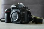 Nikon D610 + 2 Cartes SD + chargeur + deux batteries, Reflex miroir, Enlèvement, Utilisé, Nikon