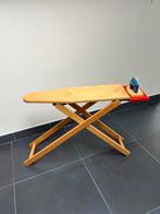 Planche à repasser en bois avec fer en bois, Enlèvement