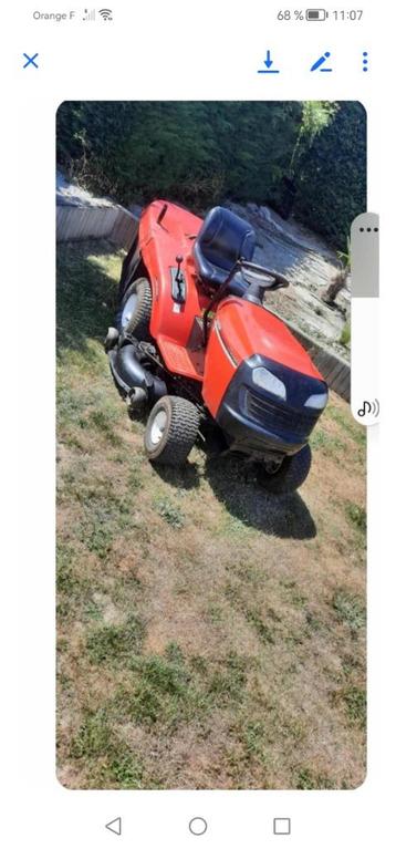 Sentar grasmaaier tractor voor klusjesman  beschikbaar voor biedingen