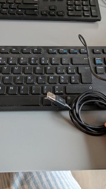 DELL azerty toetsenbord beschikbaar voor biedingen