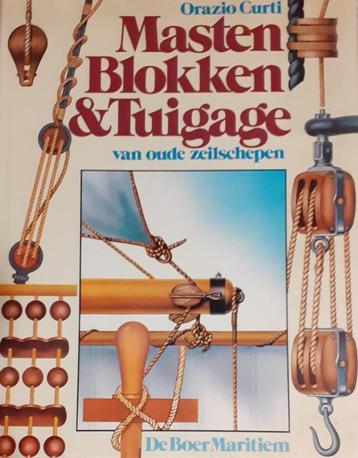 Masten blokken tuigage oude zeilschepen beschikbaar voor biedingen