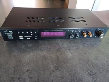Versterker - ingebouwde fm tuner beschikbaar voor biedingen