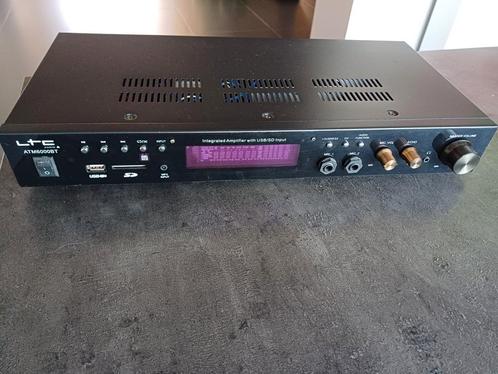 Versterker - ingebouwde fm tuner, Audio, Tv en Foto, Versterkers en Ontvangers, Zo goed als nieuw, Stereo, Ophalen of Verzenden