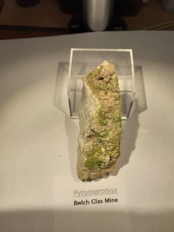 PYROMORPHITE, Collections, Enlèvement, Minéral