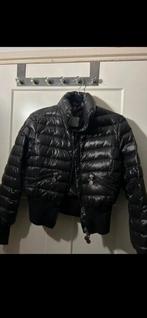 Moncler recadré, Enlèvement ou Envoi, Taille 36 (S), Moncler, Comme neuf