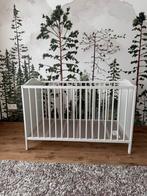 Babybed wit 60x120, Kinderen en Baby's, Ophalen, Zo goed als nieuw, Hoogslaper of Stapelbed, Minder dan 140 cm