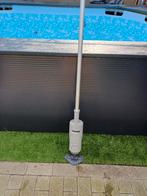 zwembadstofzuiger incl uitschuifbare steel, Tuin en Terras, Zwembad-toebehoren, Ophalen, Zo goed als nieuw, Reinigingsmiddel