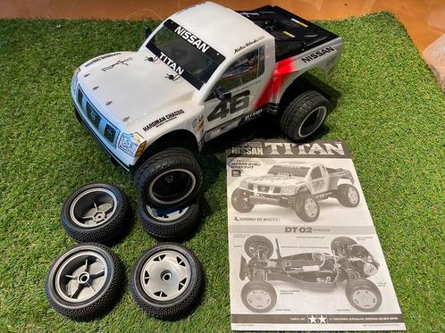 RC Tamiya Nissan Titan DT 02 comme neuf (no Kyosho, crawler), Hobby en Vrije tijd, Modelbouw | Radiografisch | Auto's, Zo goed als nieuw
