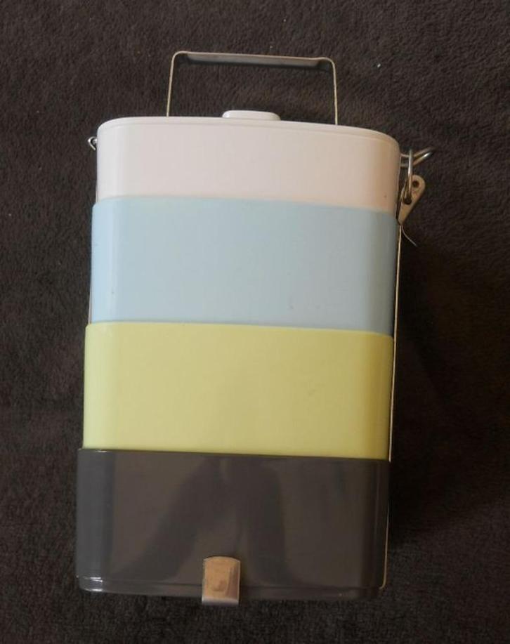 Boîte à pique-nique japonaise ( bentō ), Hobby & Loisirs créatifs, Paniers de pique-nique, Utilisé, Enlèvement