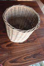 Rieten mandje, Ophalen, Gebruikt, Mand, Rond