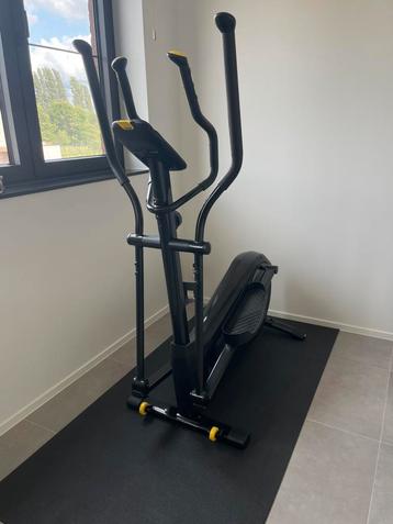 Domyos crosstrainer EL540 + beschermmat beschikbaar voor biedingen