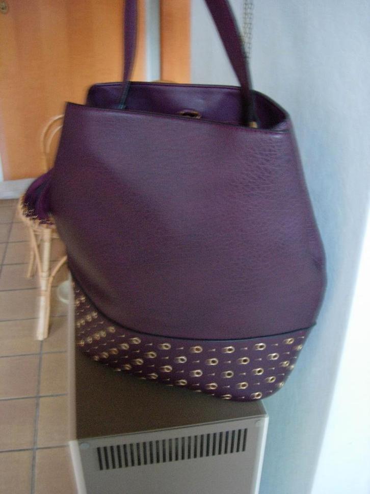 Sac à Main Jamais Utilisé "New Look" 36cm, Bijoux, Sacs & Beauté, Sacs | Sacs Femme, Neuf, Sac à main, Violet, Enlèvement ou Envoi
