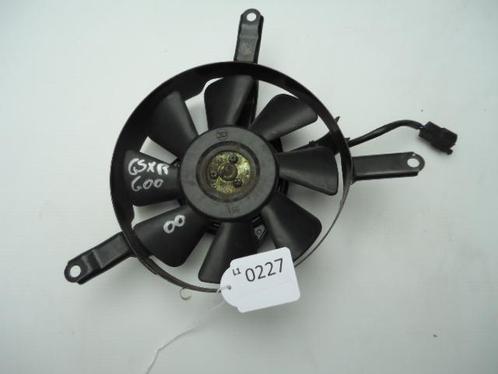GSXR600 1997 - 2000 Suzuki Radiator Ventilator D1-20811, Motoren, Onderdelen | Suzuki