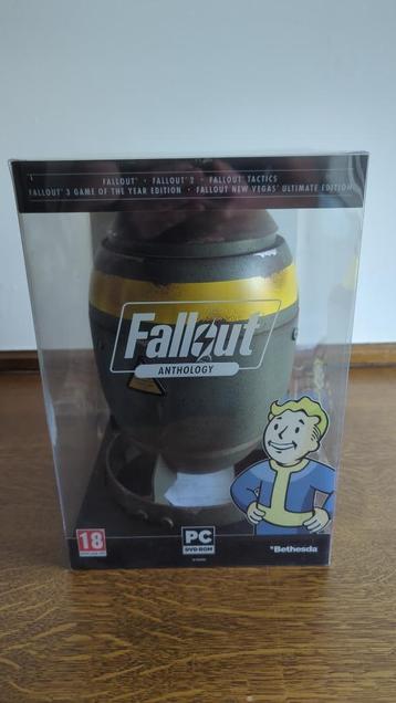 Fallout Anthology Mini Nuke Collectors Edition beschikbaar voor biedingen