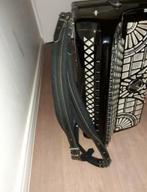 Accordeon Pro Accordiola 120 bass, Comme neuf, Accordiola, Avec valise, Accordéon à boutons