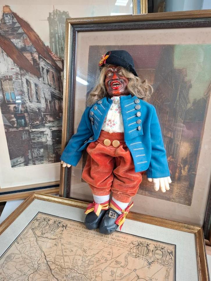 2 opsinjoortjes in hout uit Mechelen, Verzamelen, Beelden en Beeldjes, Ophalen