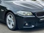 BMW 520d xDrive M-Sport EURO 6 - PANO - KEYLESS - HUD - NAVI, Autos, BMW, 5 places, Carnet d'entretien, Hayon arrière électrique