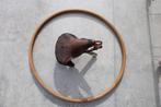 Ancienne pièce ancien vélo selle cuir  idéale - jante bois, 51 tot 55 cm, Ophalen, Autre, Jaren '50