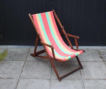 vintage strandstoel beschikbaar voor biedingen