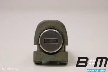 Portierslot met baard Volkswagen Polo 9N beschikbaar voor biedingen