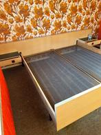 Vintage jaren 50 -60 slaapkamer met kasten en dressoir, Antiek en Kunst, Ophalen