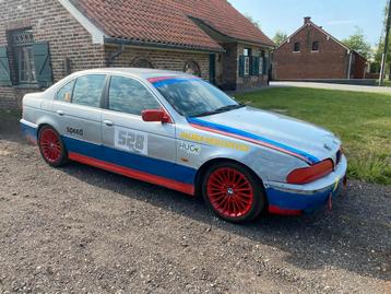 Bmw 528 i beschikbaar voor biedingen