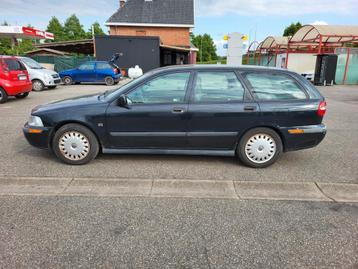 Volvo v40 (en cours de test), Achat, Boîte manuelle, 5 portes, Particulier