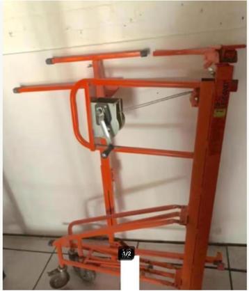 platenlift levpano disponible aux enchères