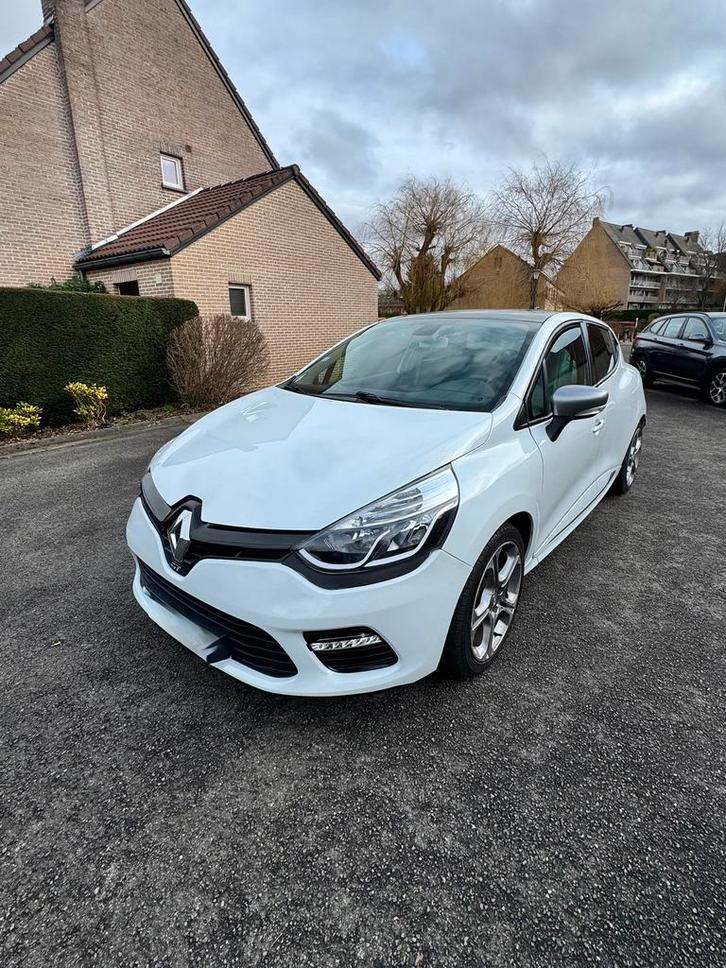 Renault clio 4Gt prete à immatriculer ✅✅, Autos, Renault, Particulier, Clio, ABS, Caméra de recul, Airbags, Air conditionné, Bluetooth