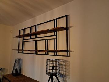 Wanddecoratie beschikbaar voor biedingen