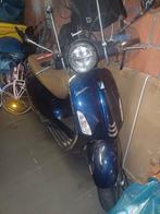 Vespa Primavera, Piaggio 2019, Fietsen en Brommers, Ophalen, Gebruikt