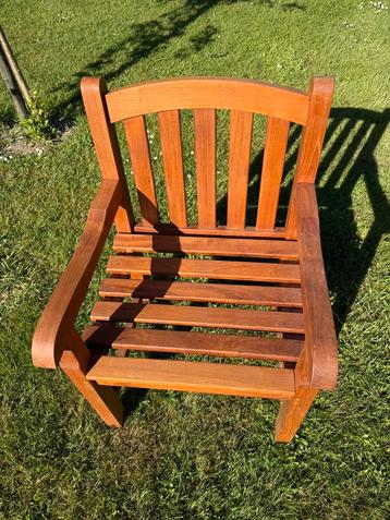 Tuinstoelen 6 stuks teak nieuw met kussens. Prijs/stuk beschikbaar voor biedingen