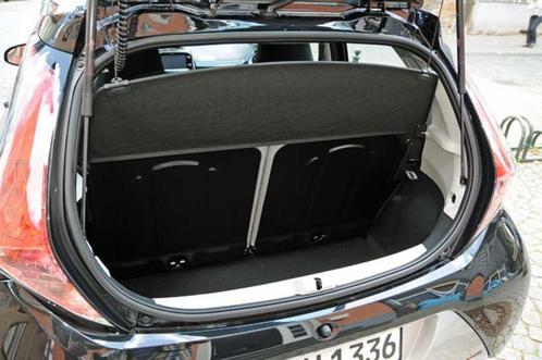 Zoek naar drukknop op de kofferbak, Auto-onderdelen, Klein materiaal, Citroën, Peugeot, Toyota, Ophalen