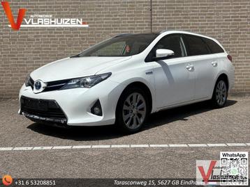 Toyota Auris Touring Sports 1.8 Hybrid Executive | Pano | Cl beschikbaar voor biedingen