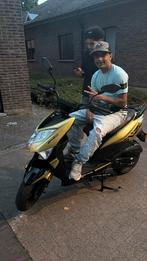 Gts enzo 50cc a klasse, Fietsen en Brommers, Ophalen, Zo goed als nieuw