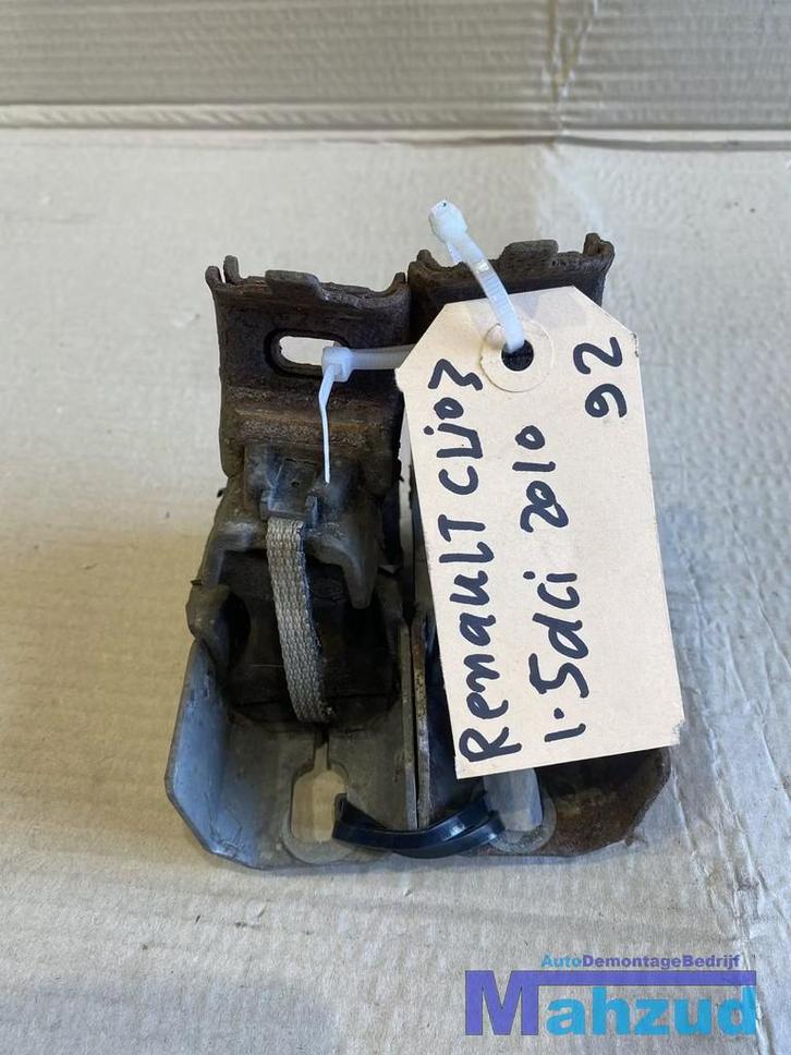 RENAULT CLIO 3 Uitlaat ophangbeugel bevestigingsbeugel, Auto-onderdelen, Uitlaatsystemen, Renault, Gebruikt