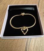 Pandora  Snake Chain-armband met hartsluiting., Bijoux, Sacs & Beauté, Bracelets, Enlèvement, Comme neuf, Or