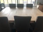Houten tafel en stoelen, Ophalen