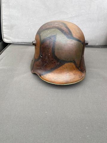 Casque en acier allemand WW1 1914 1918