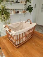 Rieten wasmand, Huis en Inrichting, Ophalen, Zo goed als nieuw, Mand