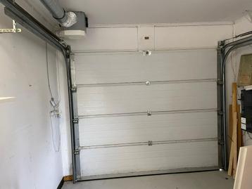 Electrische garage poort beschikbaar voor biedingen