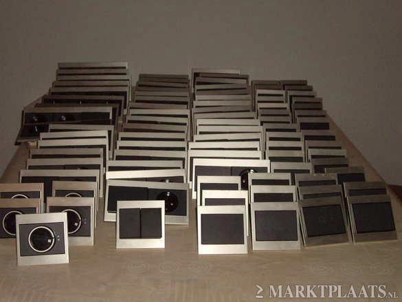 Gezocht opkoper voor NIKO Inter70/PR20, Doe-het-zelf en Bouw, Elektriciteit en Kabels, Gebruikt, Overige typen, Ophalen of Verzenden