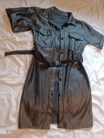 une magnifique robe en simili cuir, taille S, Ophalen of Verzenden