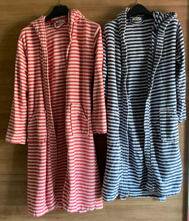 2 Badjassen van Eskimo rode 16 jaar blauwe 14 jaar, Kinderen en Baby's, Kinderkleding | Maat 164, Gebruikt, Jongen of Meisje, Overige typen