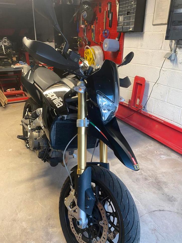 Aprilia Dorsoduro 750, Motoren, Motoren | Aprilia, Particulier, Naked bike, meer dan 35 kW, 2 cilinders, Motorrijbewijs A, Sportuitlaat