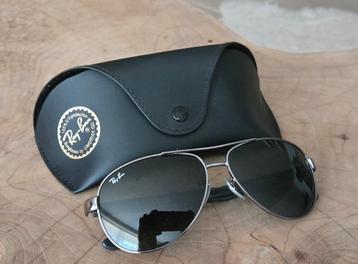 Ray Ban ( nieuw ) beschikbaar voor biedingen