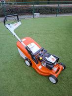 Stihl Zelftrekker Grasmachine op Benzine., Tuin en Terras, Stihl, Gebruikt, Benzine-grasmaaier, Opvangbak