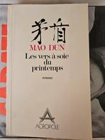 Mao Dun. Les vers à soie du printemps. Boek., Ophalen of Verzenden, Zo goed als nieuw